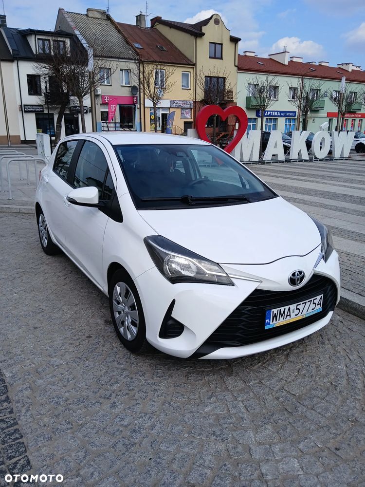 Toyota Yaris 1.0 Premium - 5