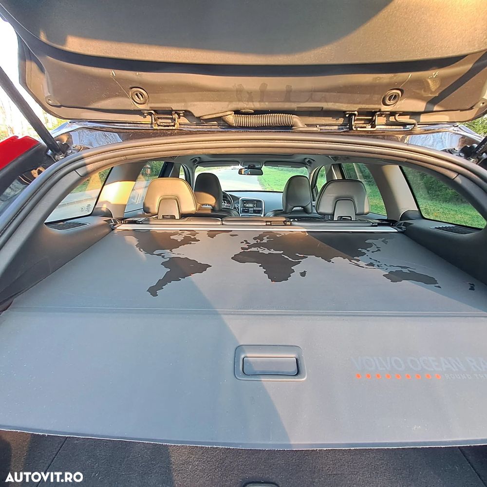 Volvo XC 60 D3 Momentum - 16