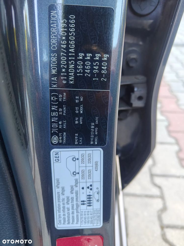 Kia Rio 1.2 Business Line - 9