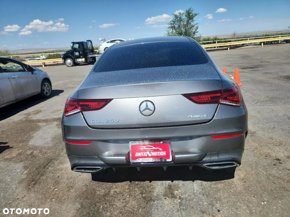 Mercedes-Benz CLA - 6