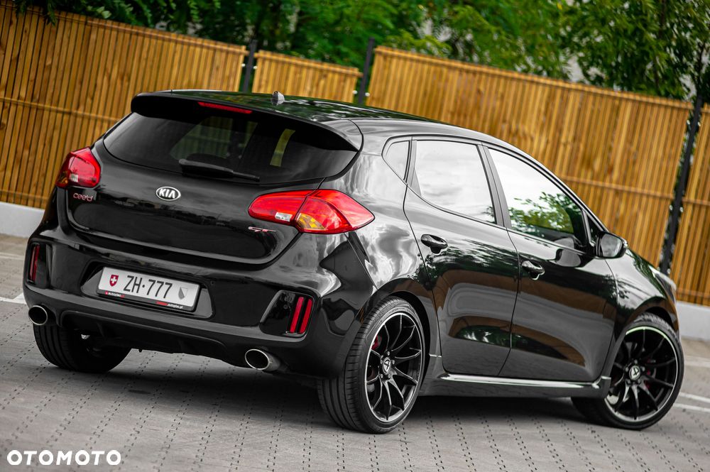 Kia Ceed 1.6 T-GDI GT-Challenge - 16