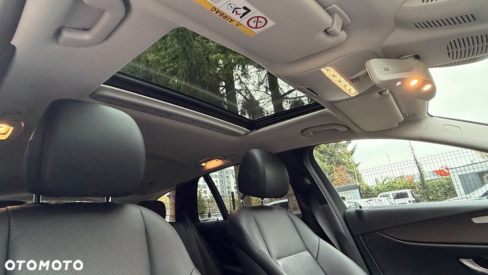 Mercedes-Benz Klasa E 200 CGI BlueEFFICIENCY Automatik Avantgarde - 36