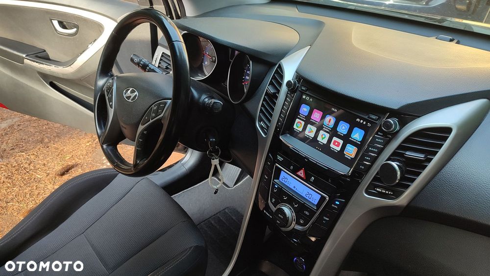 Hyundai i30 1.6 CRDi Premium - 8