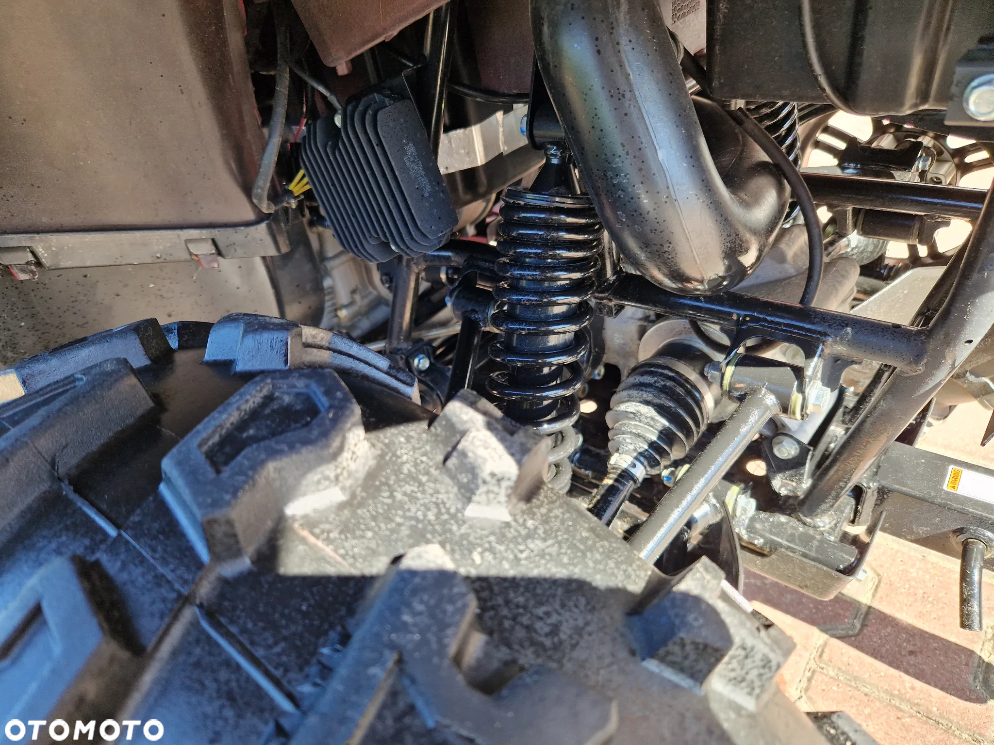 CFMoto 300NK - 27