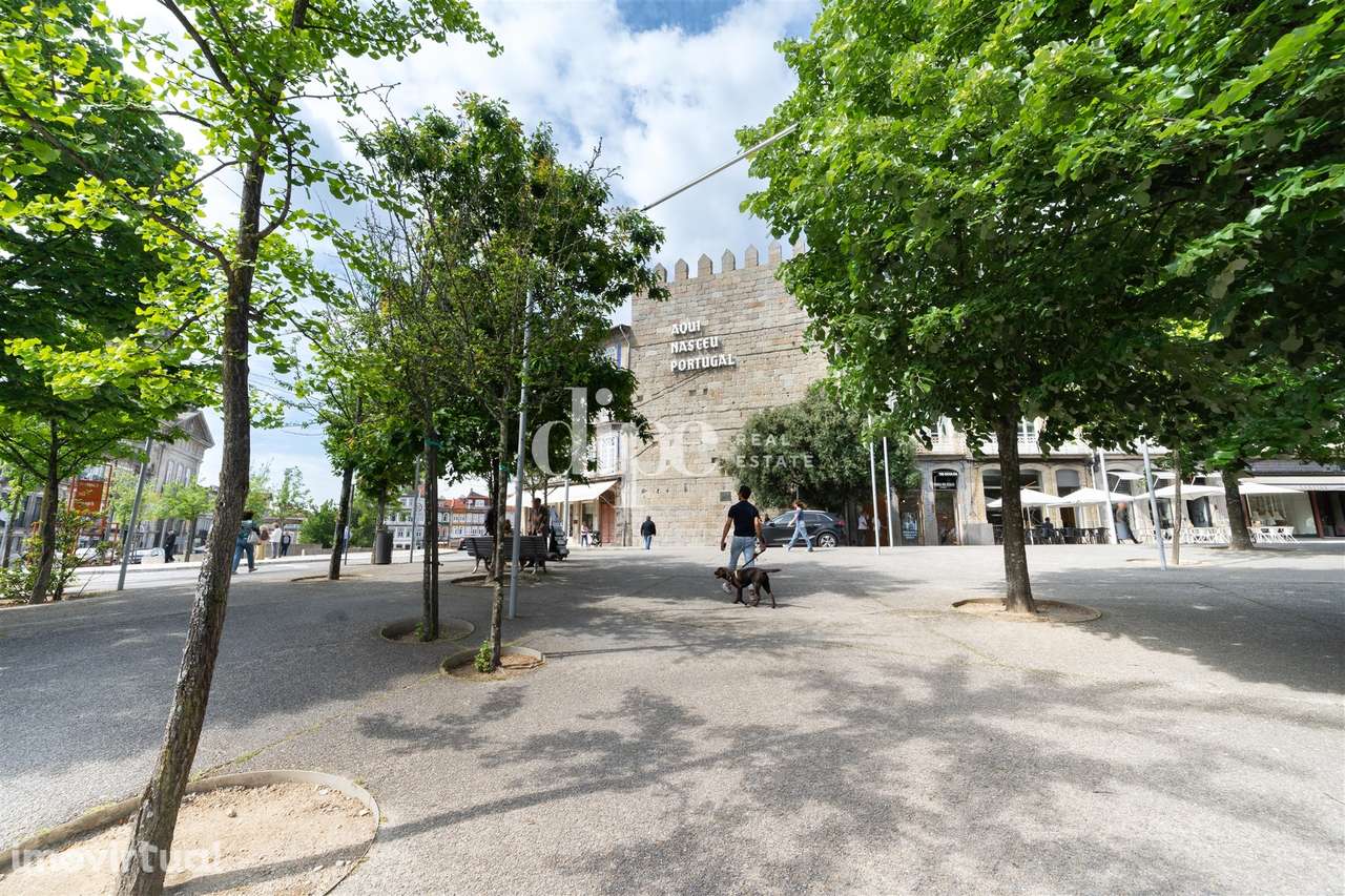 Trespasse | Loja com 157 m2 no centro de Guimarães. - Grande imagem: 3/7