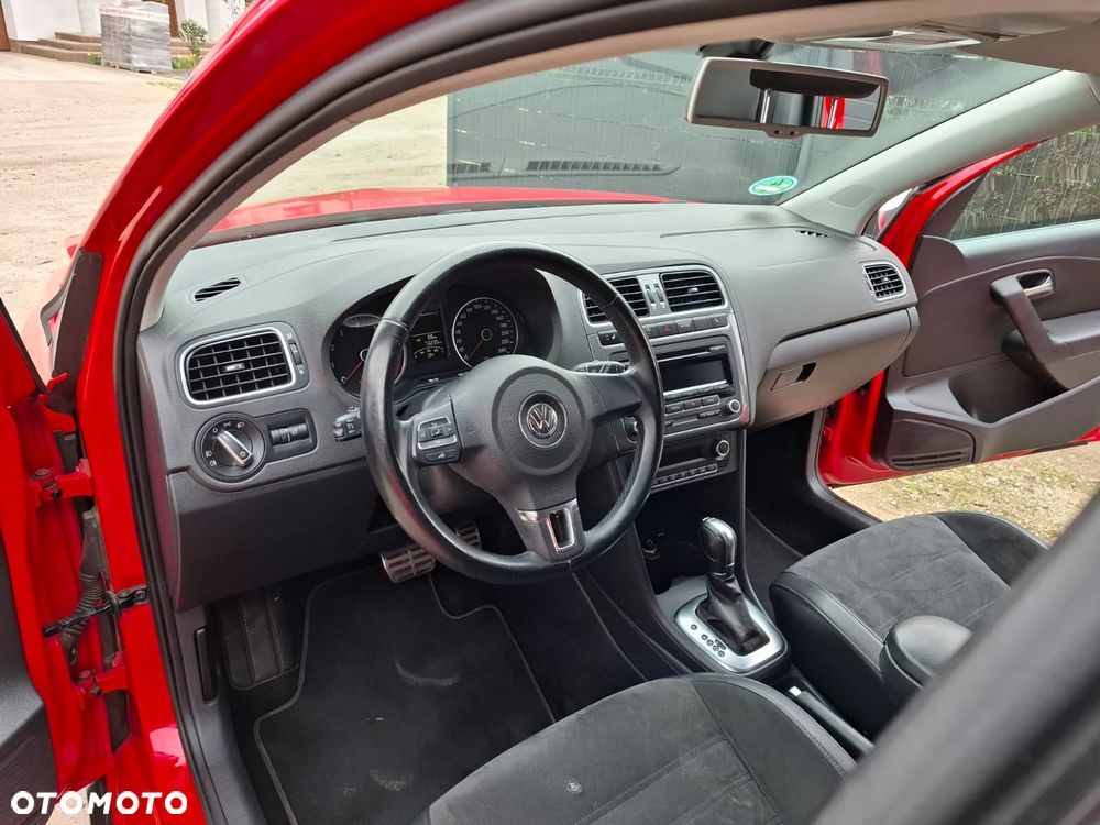 Volkswagen Polo 1.2 TSI Highline DSG - 12