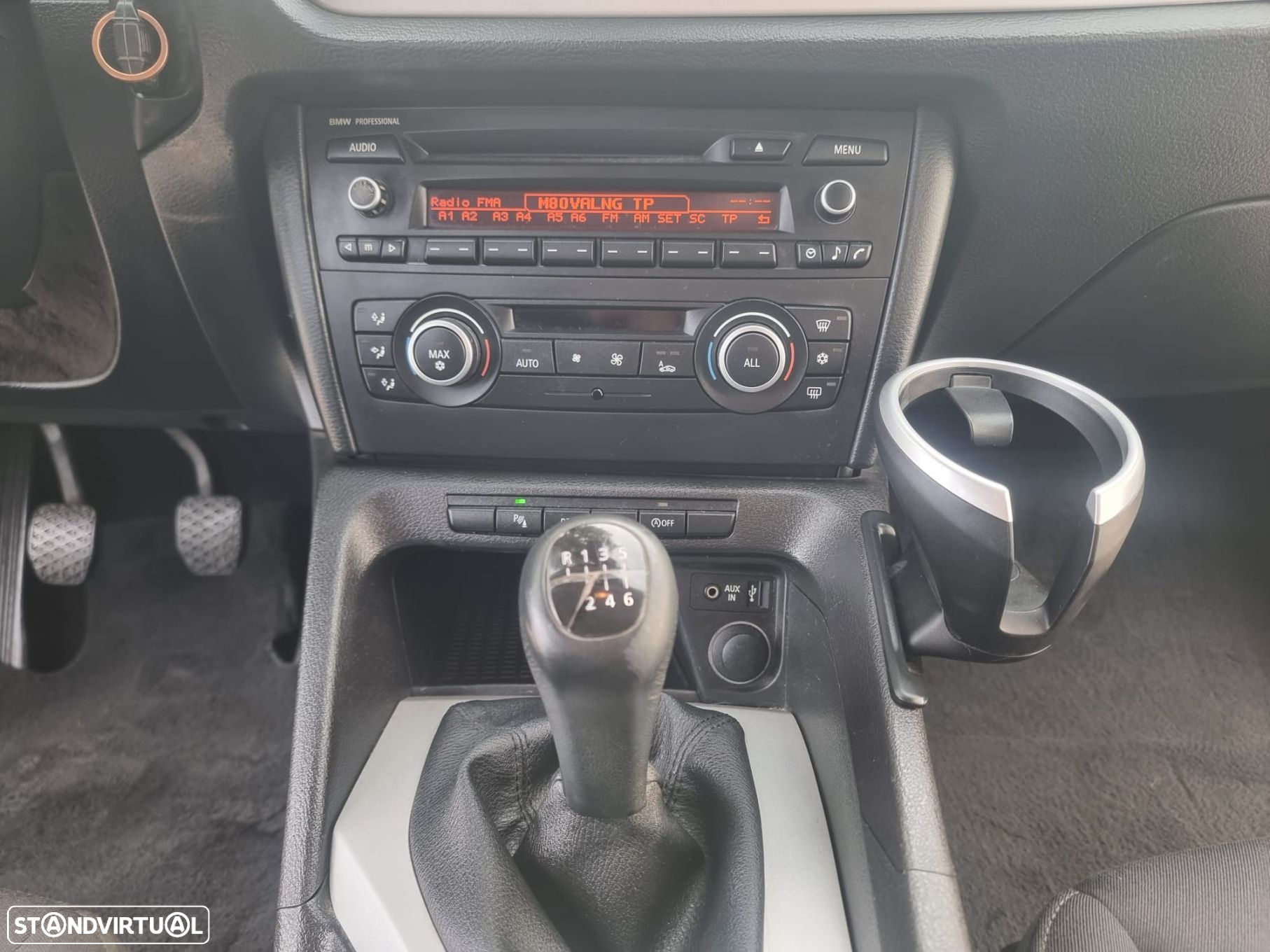BMW X1 18 d sDrive - 10