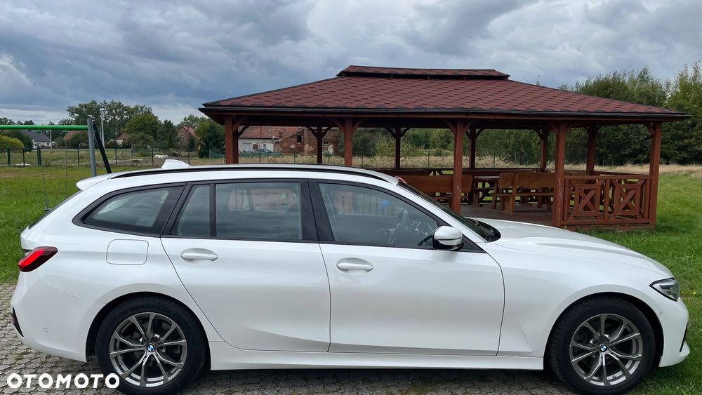 BMW Seria 3 320d Sport Line sport - 7