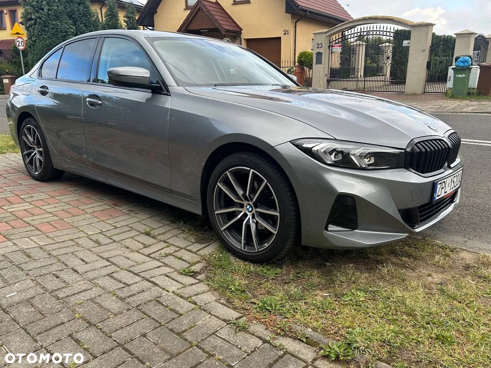 BMW Seria 3 2022 photo 3