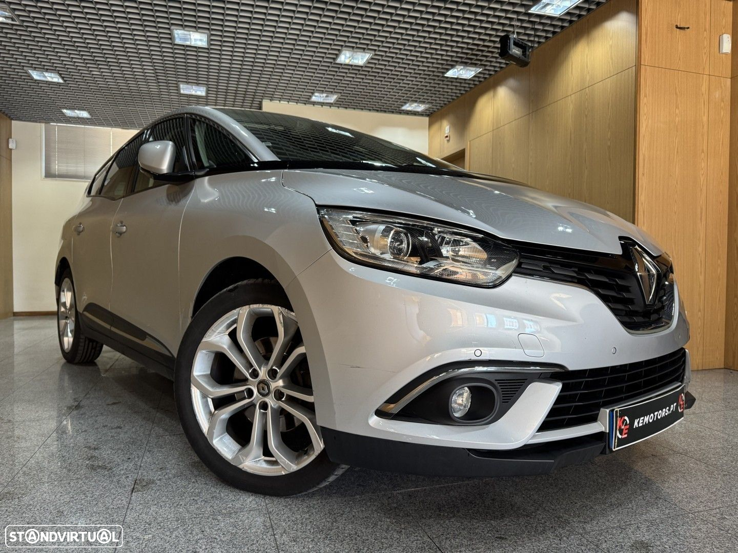 Renault Grand Scénic - 14
