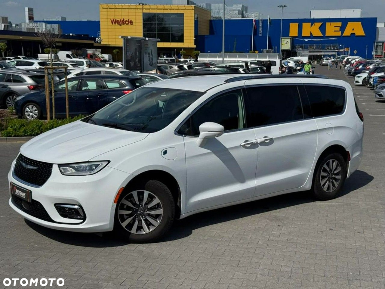 Chrysler Pacifica - 6