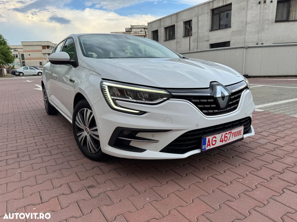 RENAULT Megane 2023 — imagine 6