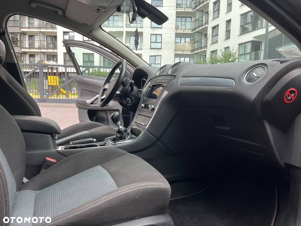 Ford Mondeo 2.0 TDCi Titanium - 5