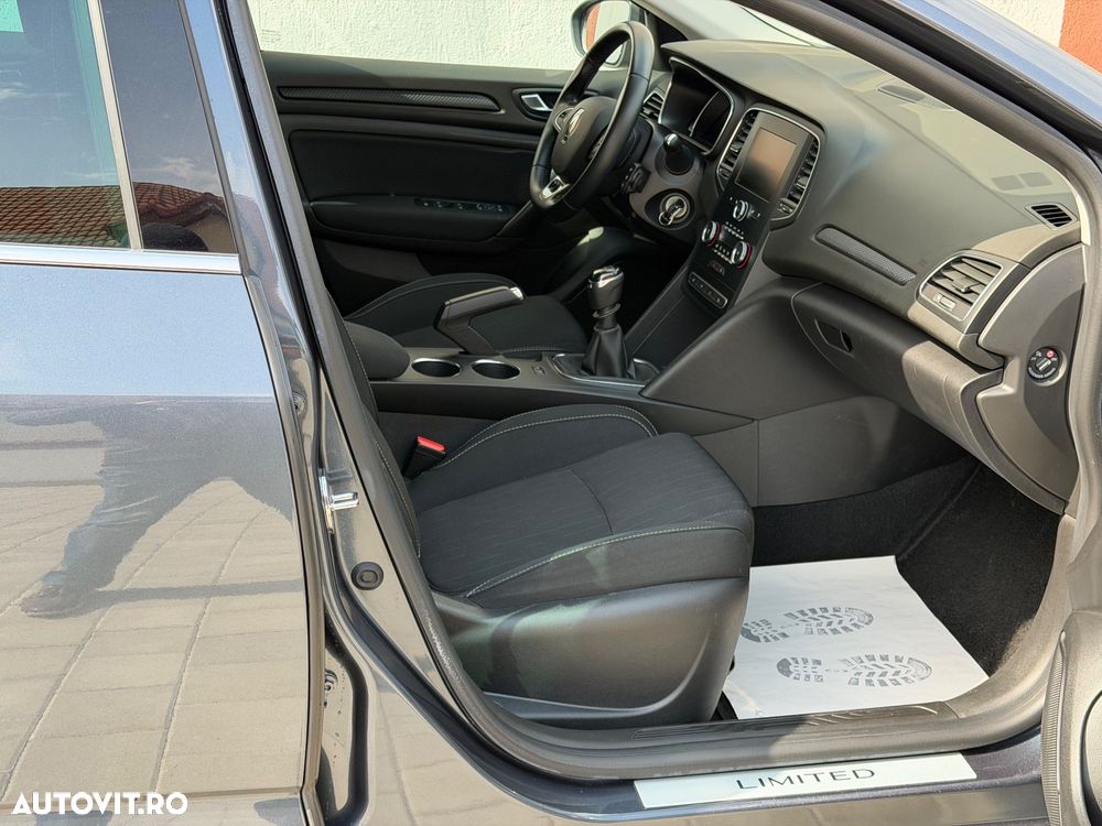 Renault Megane BLUE dCi Limited - 10