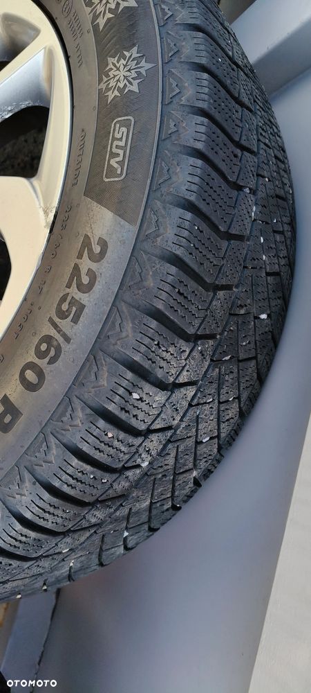 KOŁA ZIMOWE  HYUNDAI TUCSON - 17 CALI - CZUJNIKI 225/60r17 - 12