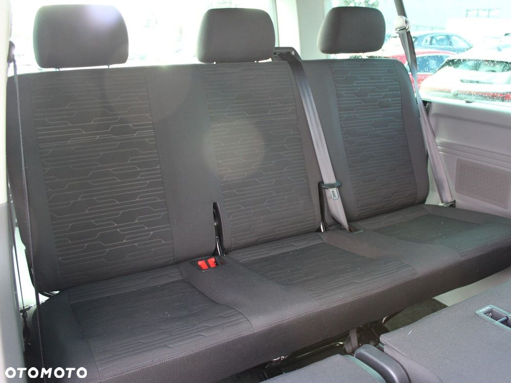 Volkswagen Caravelle 2.0 TDI L2 Comfortline - 17