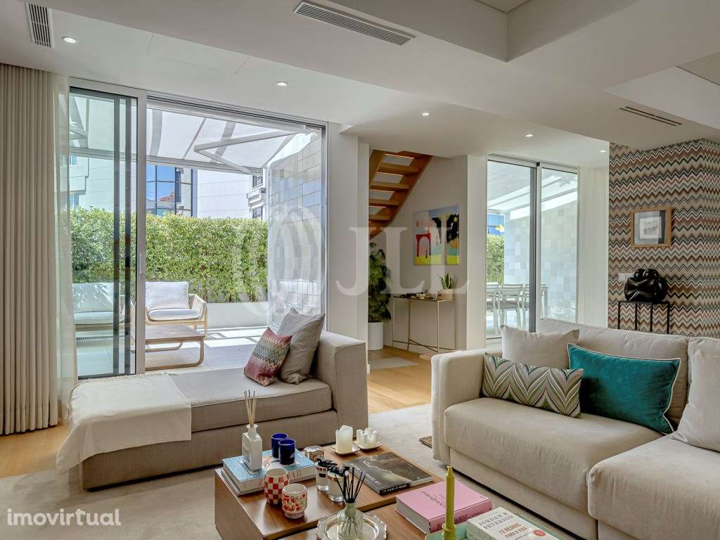 Apartamento T4+1 em condomínio, nas Avenidas Novas, Lisboa - Grande imagem: 2/34