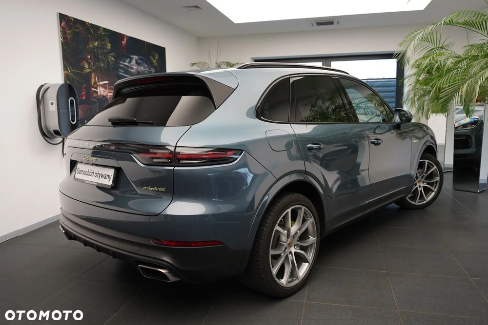 Porsche Cayenne - 31