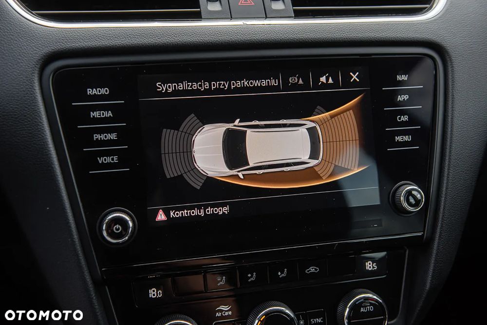 Skoda Octavia 1.6 TDI DSG Premium Edition - 21