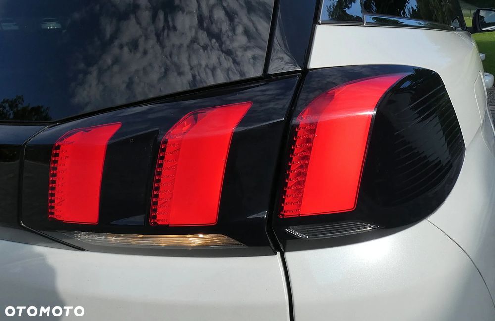 Peugeot 5008 1.6 PureTech GT S&S EAT8 - 19