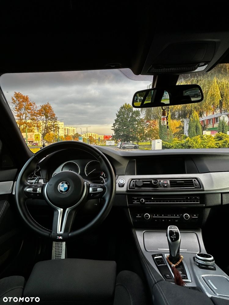 BMW Seria 5 530d Touring - 22