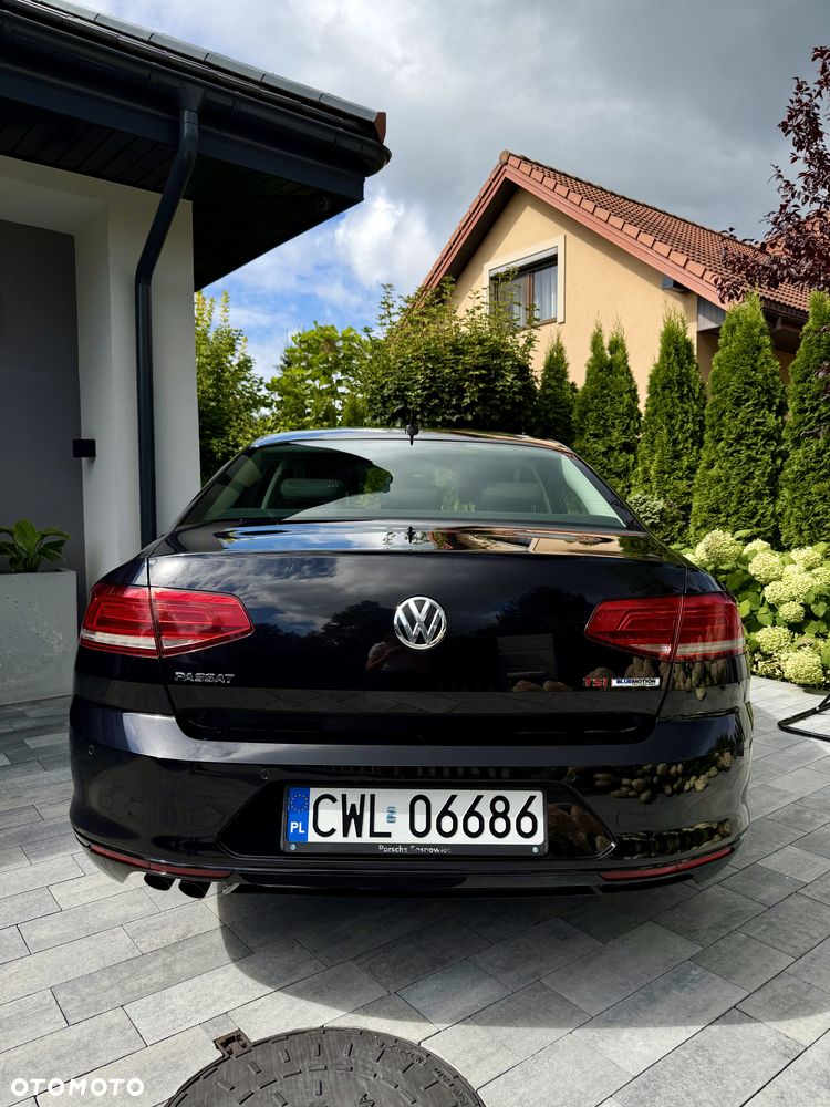 Volkswagen Passat - 6