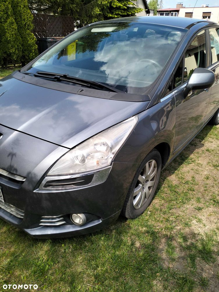 Peugeot 5008 - 2