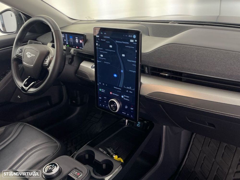 Ford Mustang Mach-E 75.7 kWh Base - 23