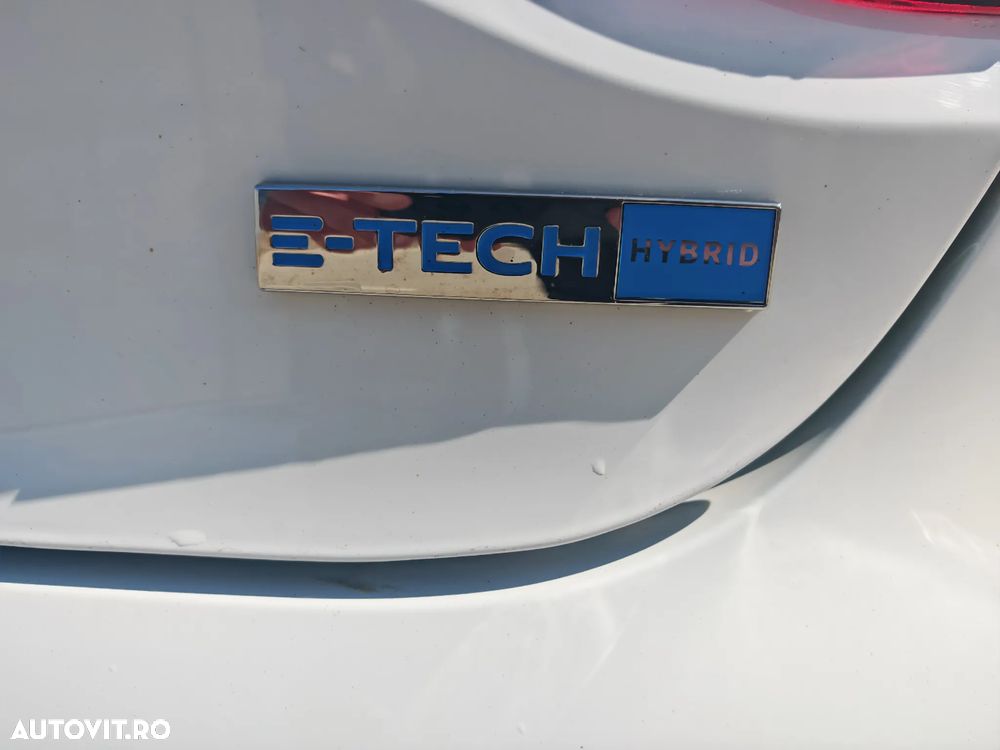 Renault Clio V E-Tech 145 Evolution - 12