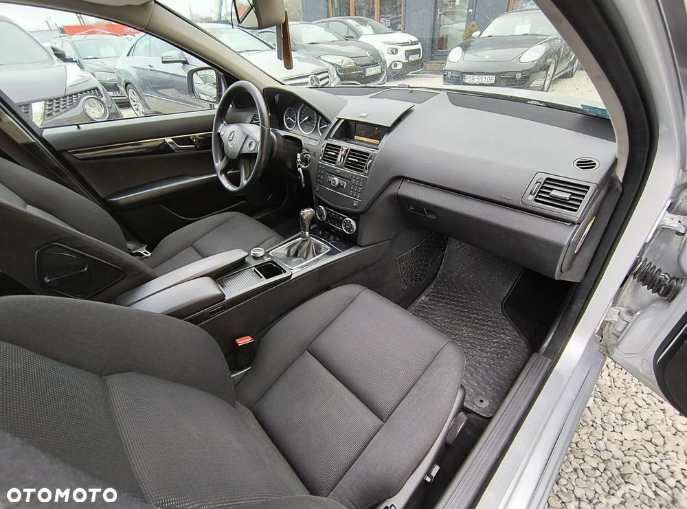 Mercedes-Benz Klasa C 180 Kompressor Elegance - 19