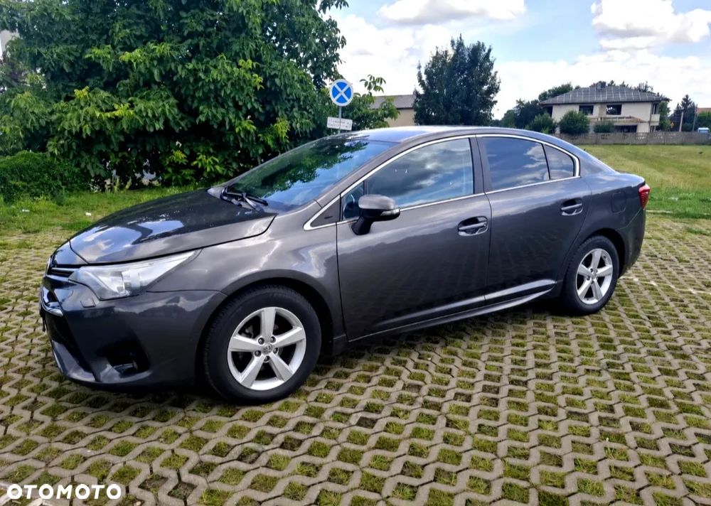 Toyota Avensis 1.8 Prestige - 1