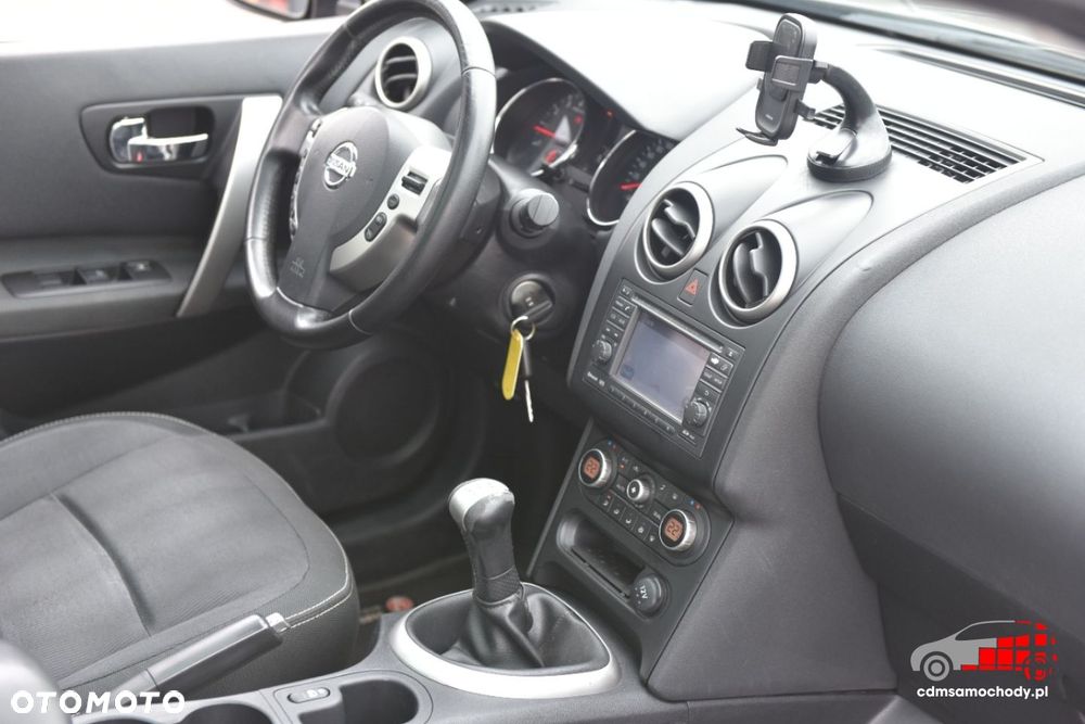 Nissan Qashqai - 24