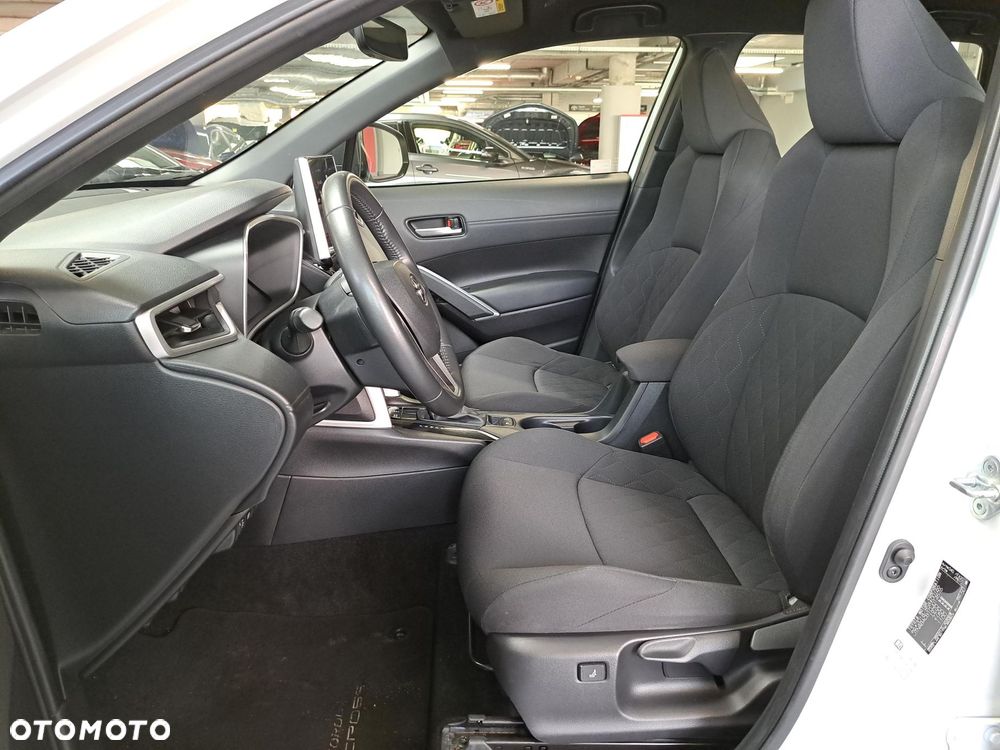 Toyota Corolla Cross - 20