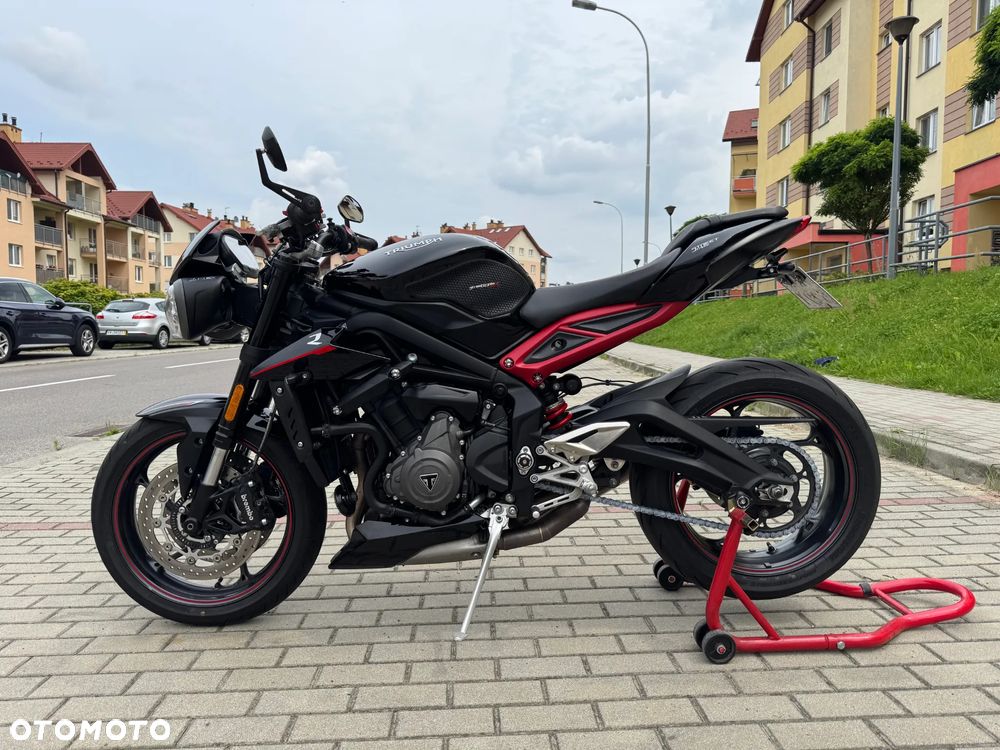 Triumph Street Triple - 6