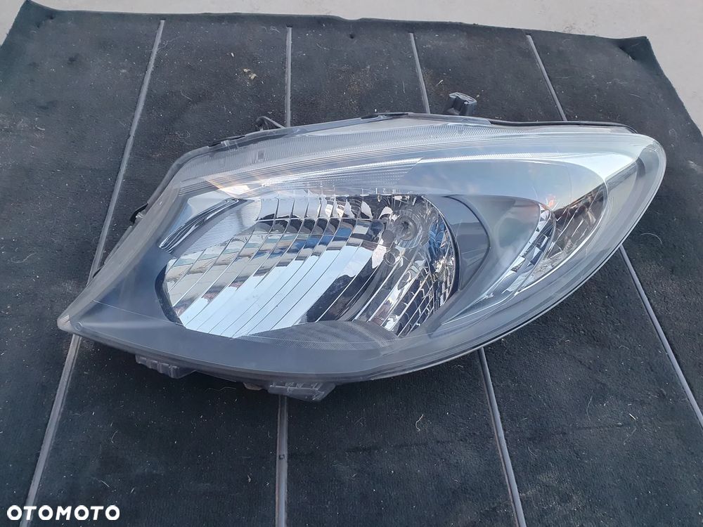 MERCEDES CITAN W415 LEWA LAMPA PRZÓD REFLEKTOR A4158201059