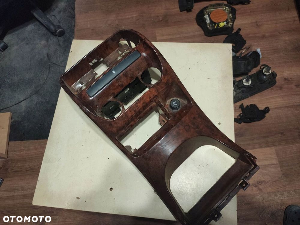 WS KOKPIT ŚRODKOWY KONSOLA DEKOR TUNEL NISSAN TERRANO II LIFT - 1