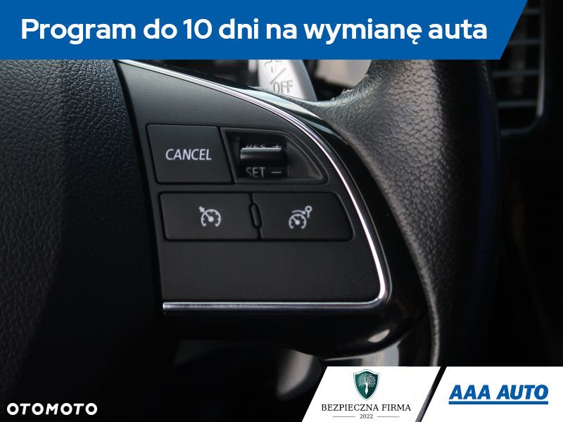 Mitsubishi Outlander - 19