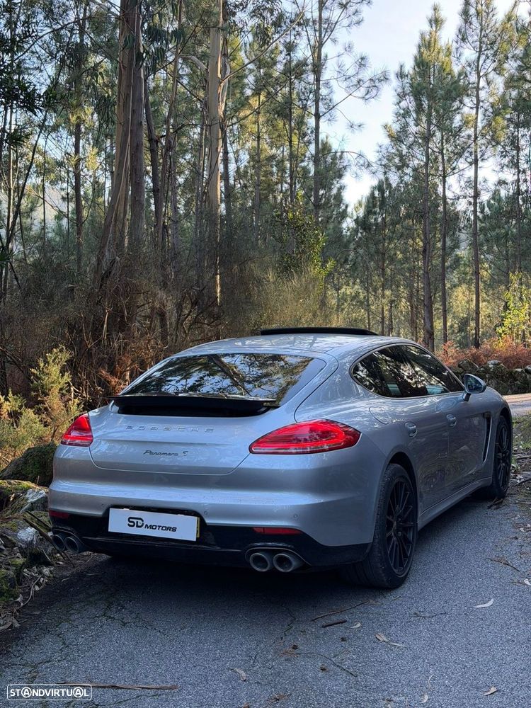 Porsche Panamera Platinum Edition - 10
