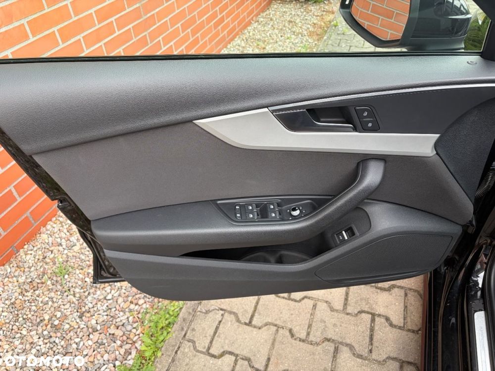 Audi A4 Avant 50 TDI quattro tiptronic S line - 26