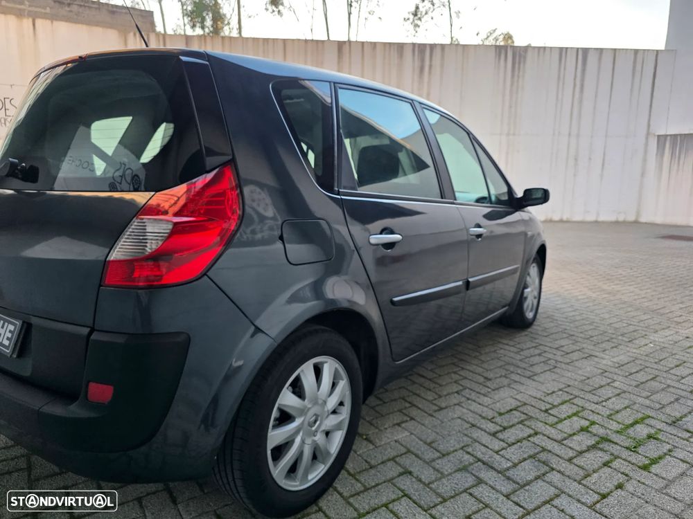 Renault Scénic 1.5 dCi Dynamique S - 30