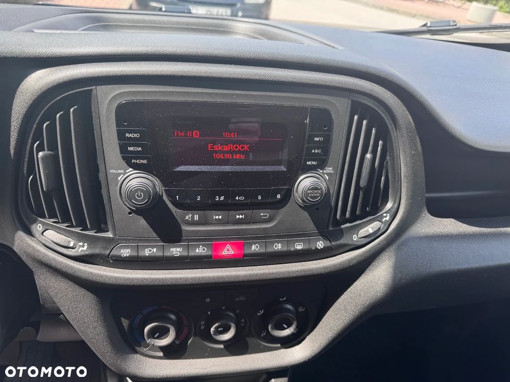 Fiat Doblo 1.6 MultiJet 105KM Euro 6 FV23% netto: 32500 - 15