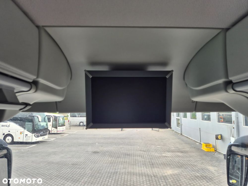 Mercedes-Benz TOURISMO RHD-L - 27