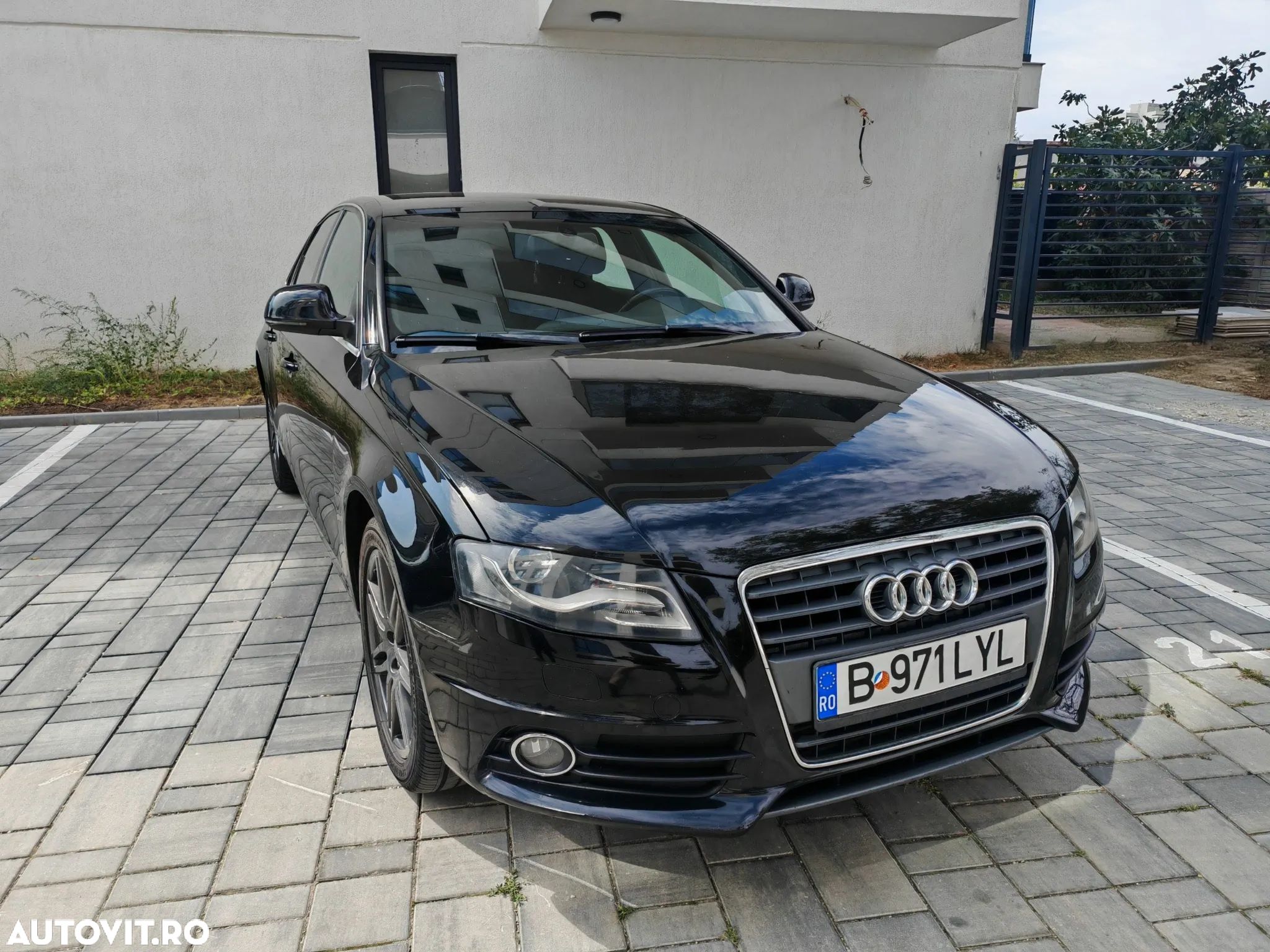 Audi A4 2.0 TDI B8 - 1