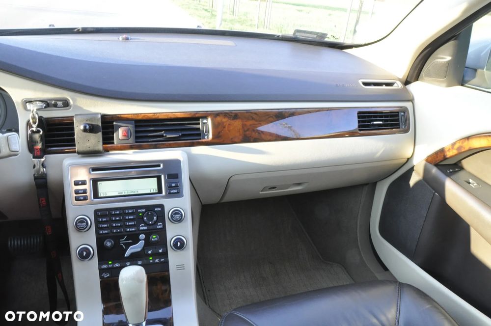 Volvo XC 70 T6 AWD Geartronic Summum - 16