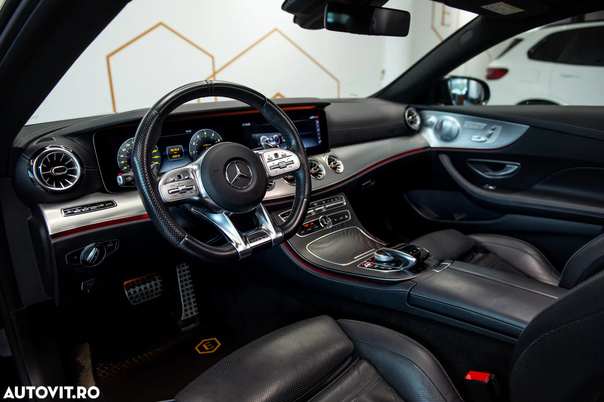 Mercedes-Benz E AMG 53 4Matic Coupe AMG Speedshift 9G-TRONIC - 6