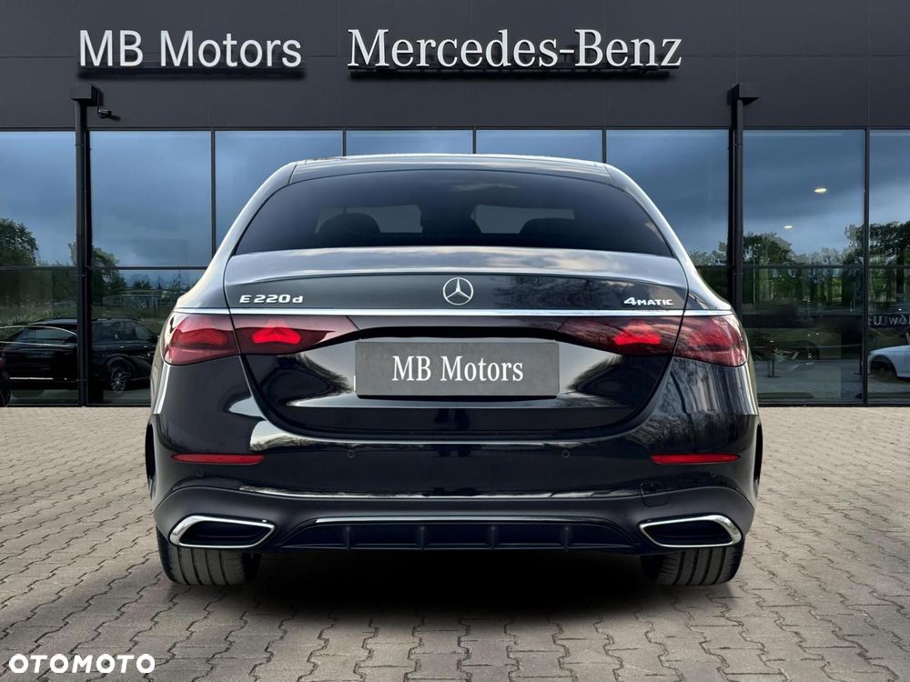Mercedes-Benz Klasa E - 9
