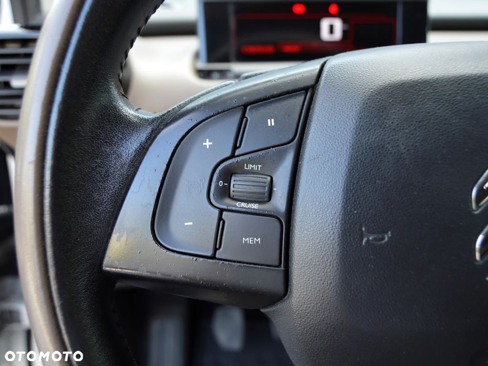 Citroën C4 Cactus 1.2 PureTech Feel S&S - 13