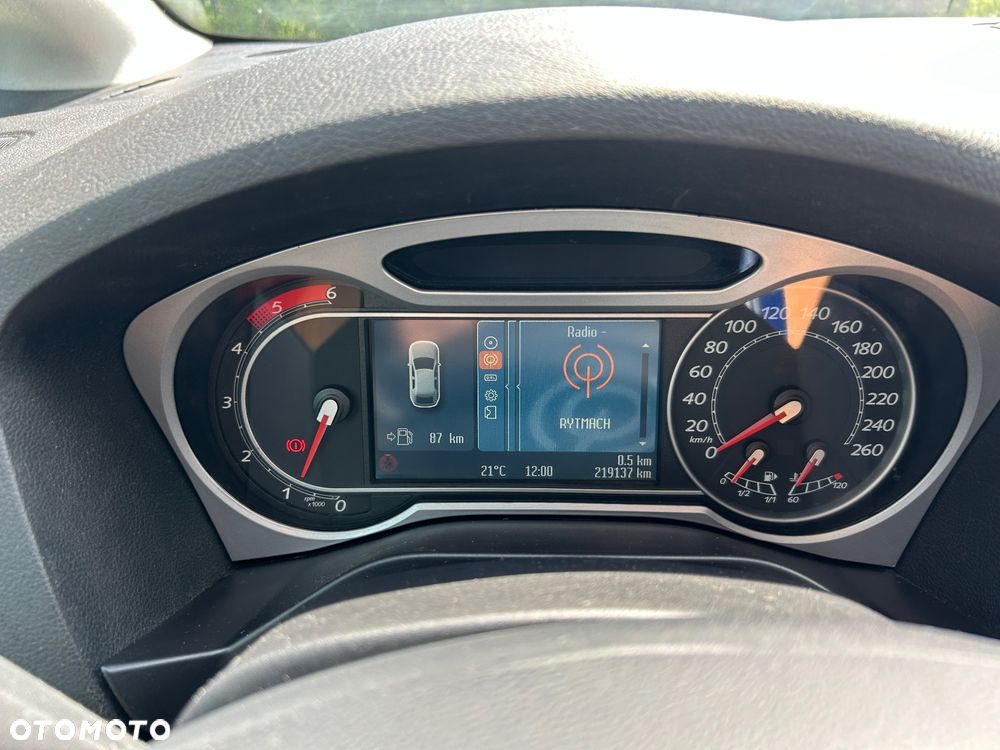 Ford S-Max 2.0 TDCi Trend - 33