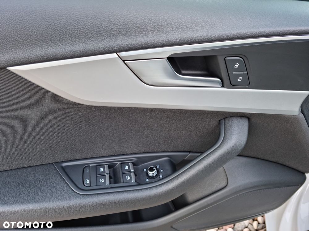 Audi A4 ver-avant-2-0-tdi-s-tronic - 23