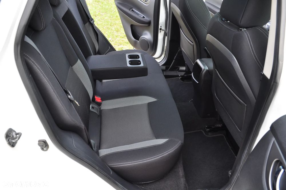 Nissan Qashqai - 12